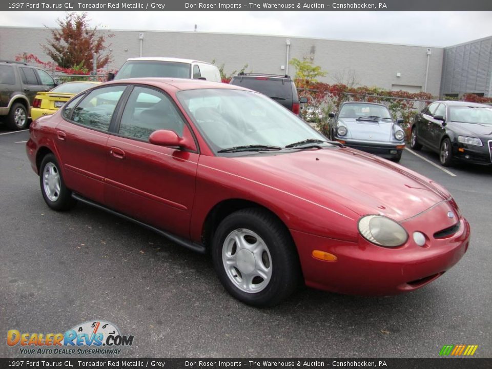 1997 Ford Taurus GL Toreador Red Metallic / Grey Photo #5