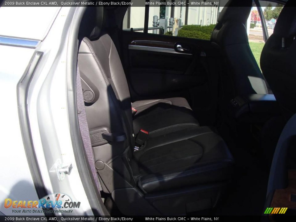 2009 Buick Enclave CXL AWD Quicksilver Metallic / Ebony Black/Ebony Photo #17
