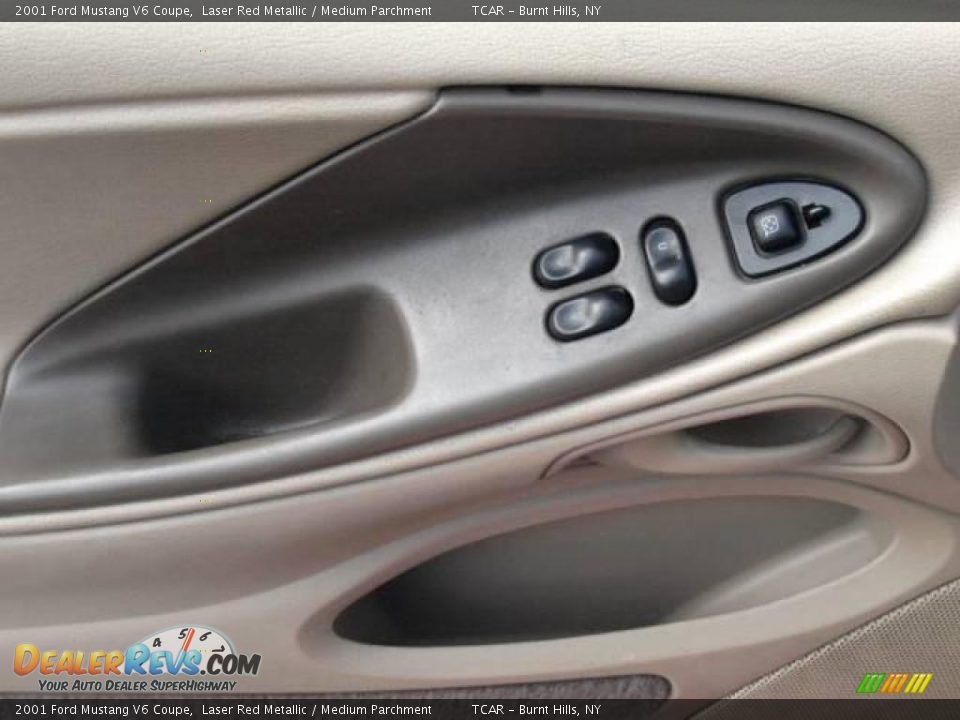 2001 Ford Mustang V6 Coupe Laser Red Metallic / Medium Parchment Photo #10