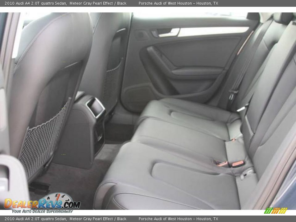2010 Audi A4 2.0T quattro Sedan Meteor Gray Pearl Effect / Black Photo #10