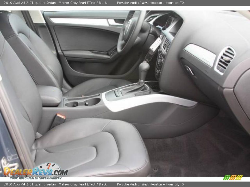 2010 Audi A4 2.0T quattro Sedan Meteor Gray Pearl Effect / Black Photo #13
