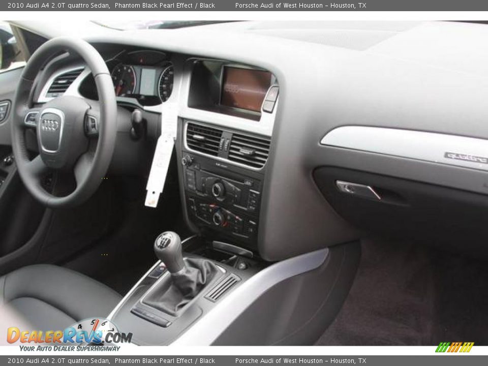 2010 Audi A4 2.0T quattro Sedan Phantom Black Pearl Effect / Black Photo #13
