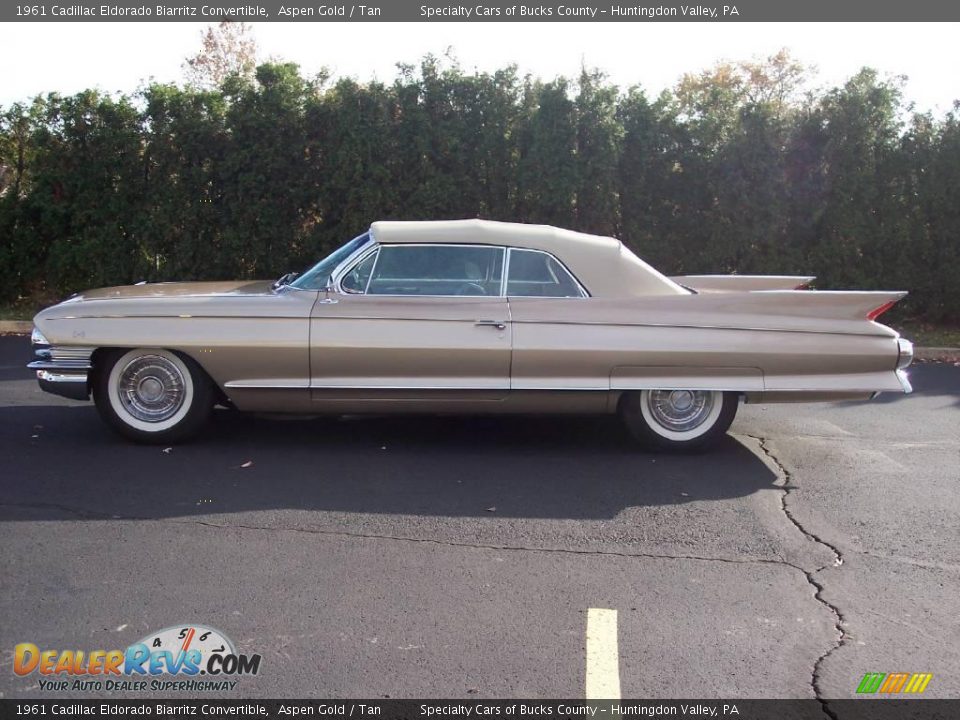 1961 Cadillac Eldorado Biarritz Convertible Aspen Gold / Tan Photo #2