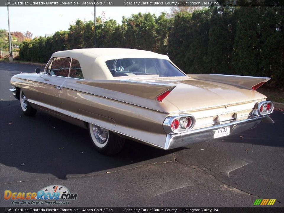 1961 Cadillac Eldorado Biarritz Convertible Aspen Gold / Tan Photo #4