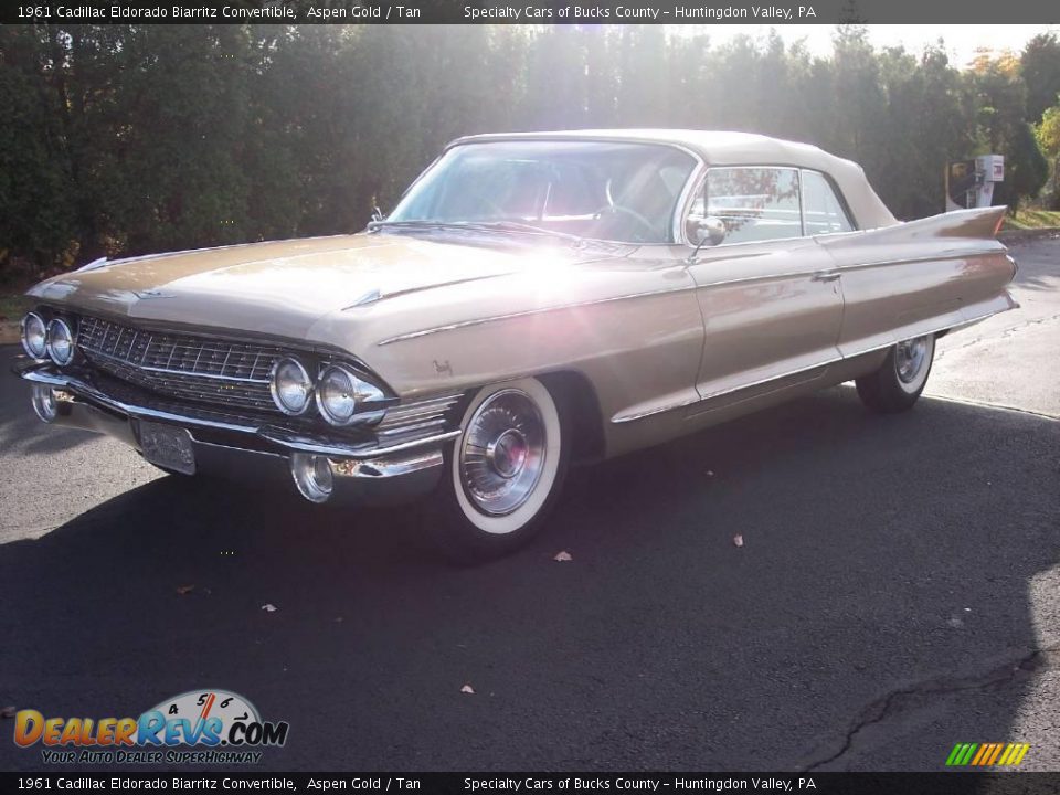 1961 Cadillac Eldorado Biarritz Convertible Aspen Gold / Tan Photo #9
