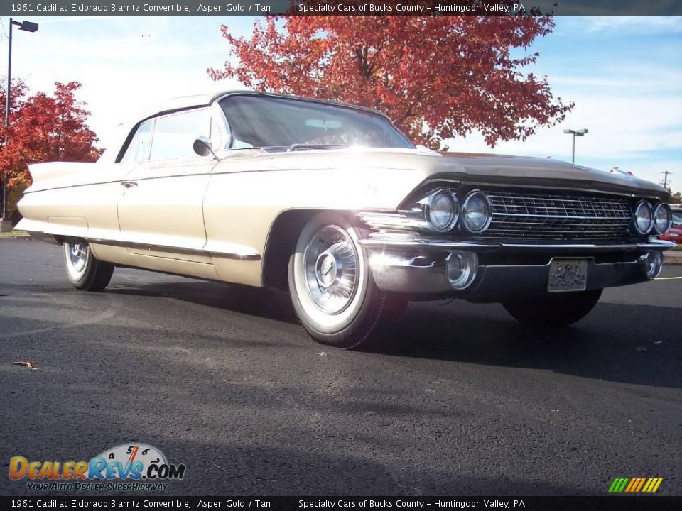 1961 Cadillac Eldorado Biarritz Convertible Aspen Gold / Tan Photo #10