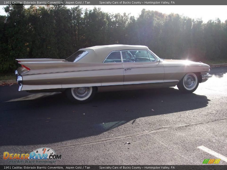 1961 Cadillac Eldorado Biarritz Convertible Aspen Gold / Tan Photo #12