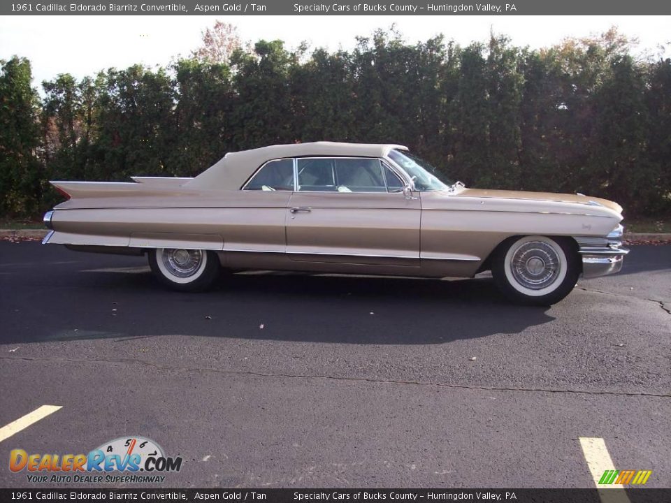1961 Cadillac Eldorado Biarritz Convertible Aspen Gold / Tan Photo #13