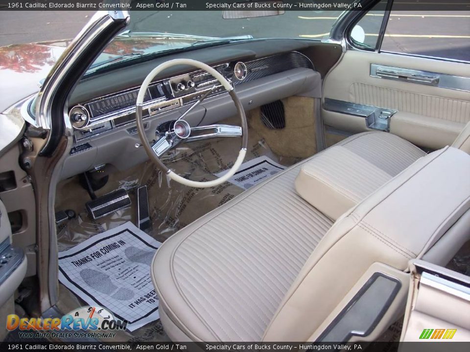 1961 Cadillac Eldorado Biarritz Convertible Aspen Gold / Tan Photo #24