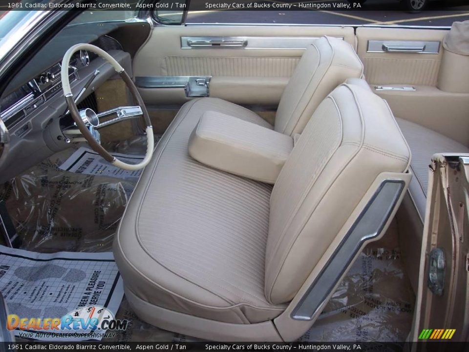 1961 Cadillac Eldorado Biarritz Convertible Aspen Gold / Tan Photo #25