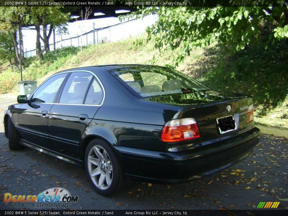 2002 BMW 5 Series 525i Sedan Oxford Green Metallic / Sand Photo #2