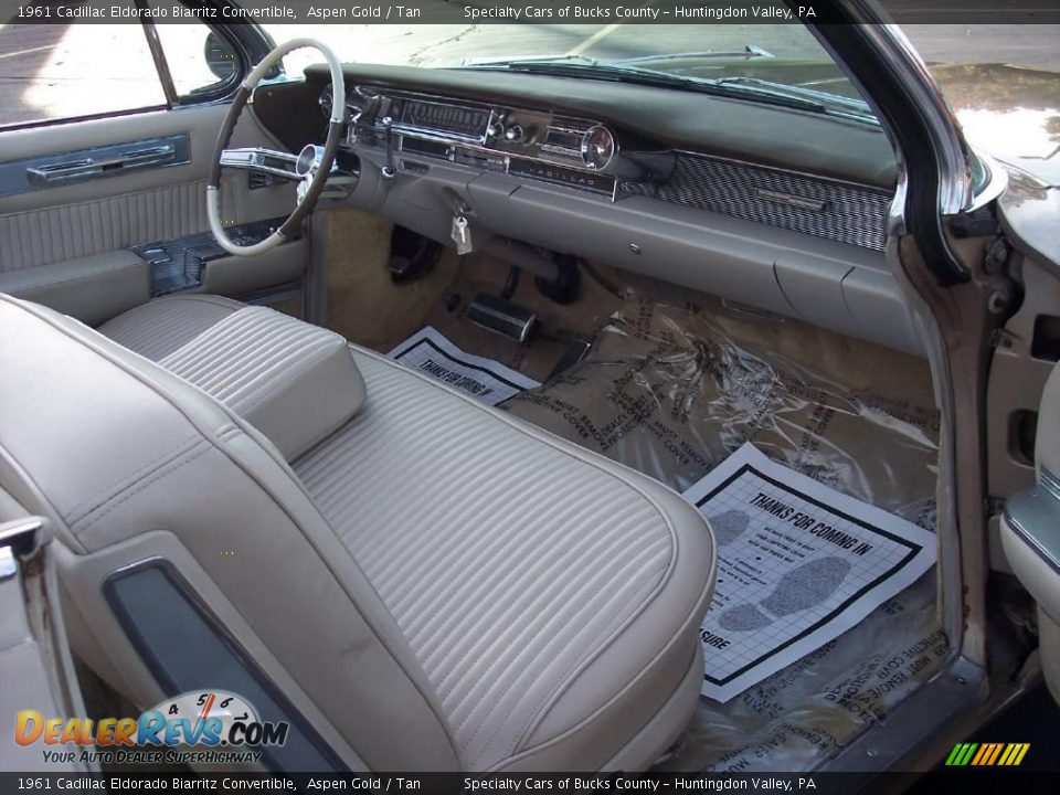 1961 Cadillac Eldorado Biarritz Convertible Aspen Gold / Tan Photo #31