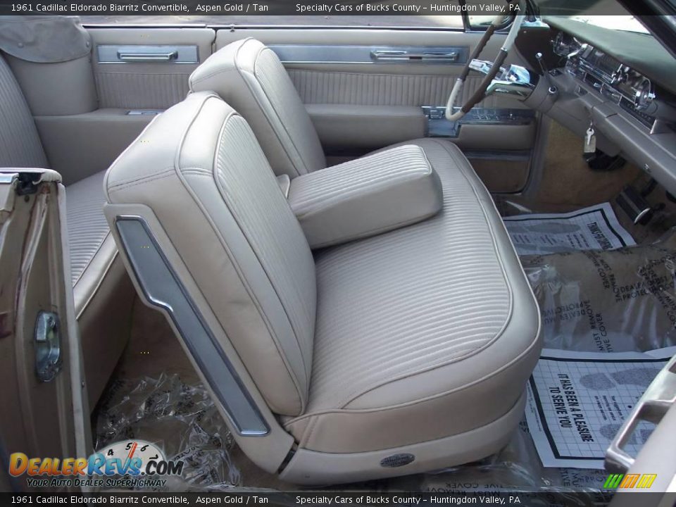 1961 Cadillac Eldorado Biarritz Convertible Aspen Gold / Tan Photo #32