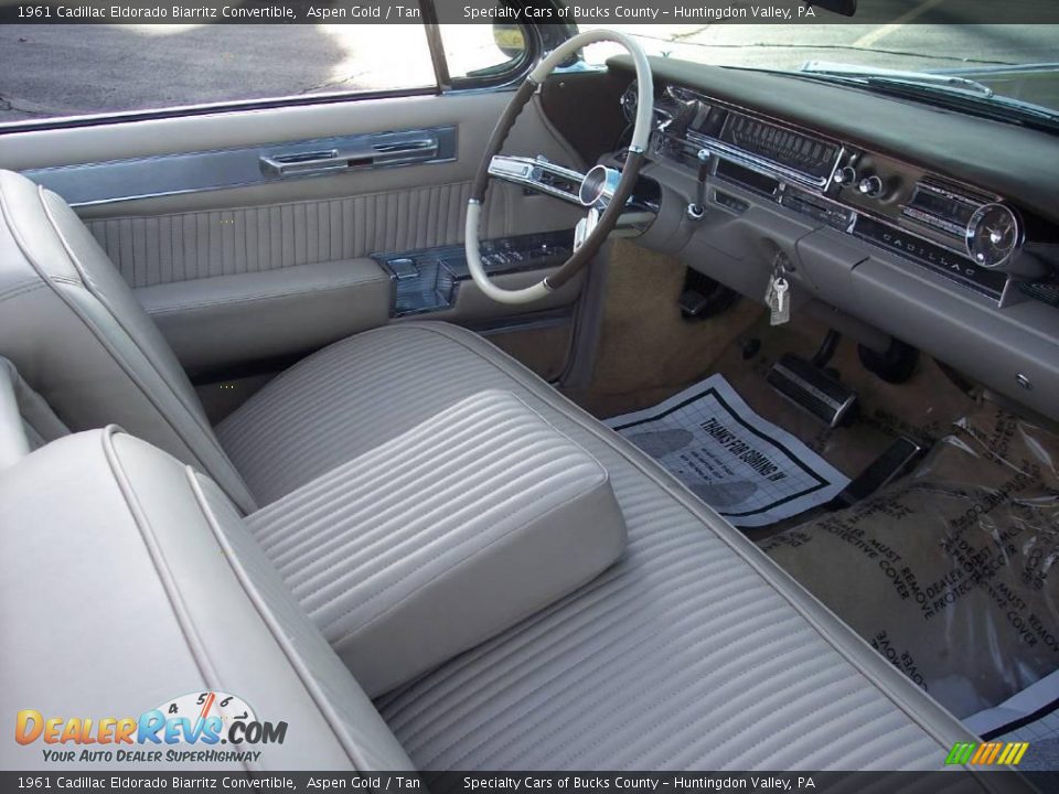 1961 Cadillac Eldorado Biarritz Convertible Aspen Gold / Tan Photo #35