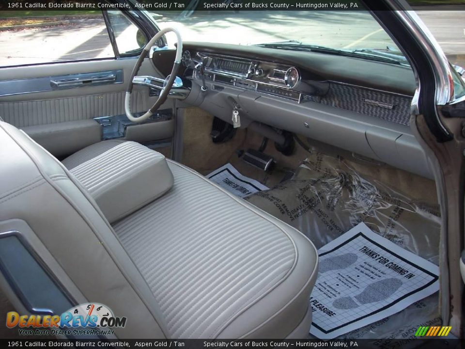 1961 Cadillac Eldorado Biarritz Convertible Aspen Gold / Tan Photo #36