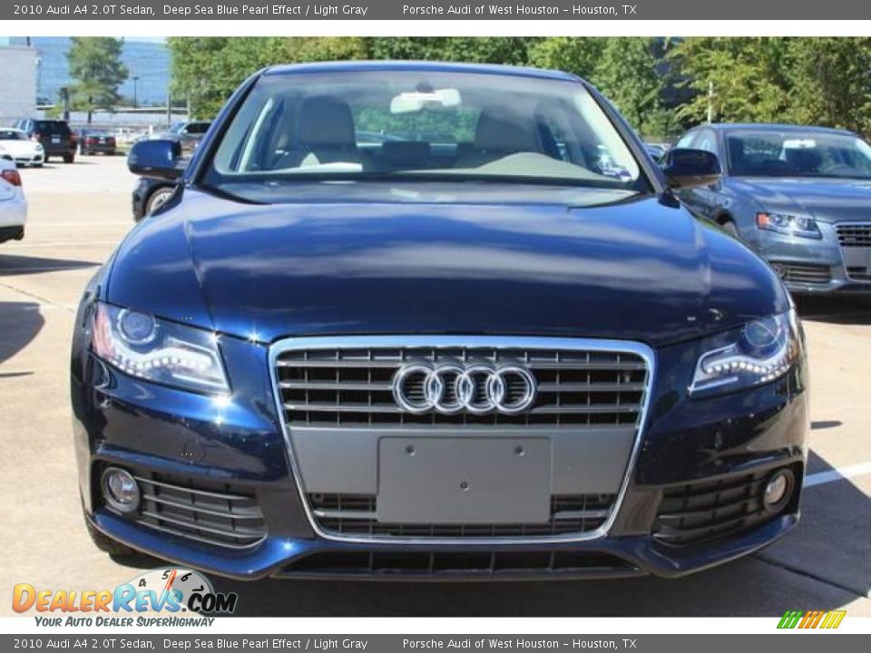 2010 Audi A4 2.0T Sedan Deep Sea Blue Pearl Effect / Light Gray Photo #2