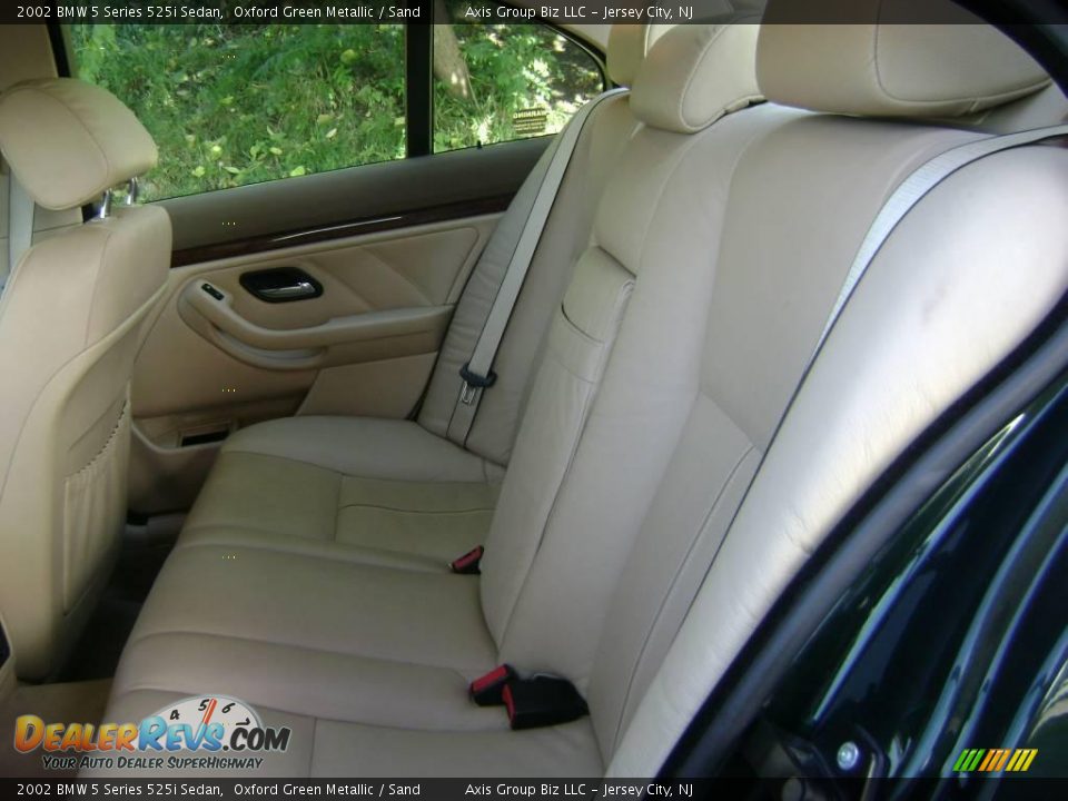 2002 BMW 5 Series 525i Sedan Oxford Green Metallic / Sand Photo #25
