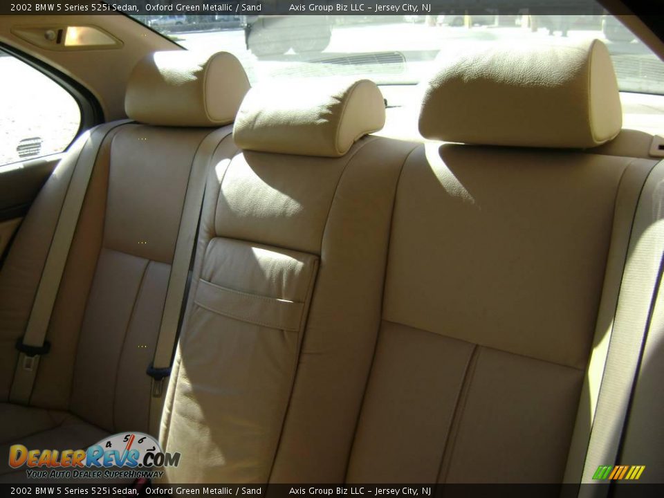 2002 BMW 5 Series 525i Sedan Oxford Green Metallic / Sand Photo #28