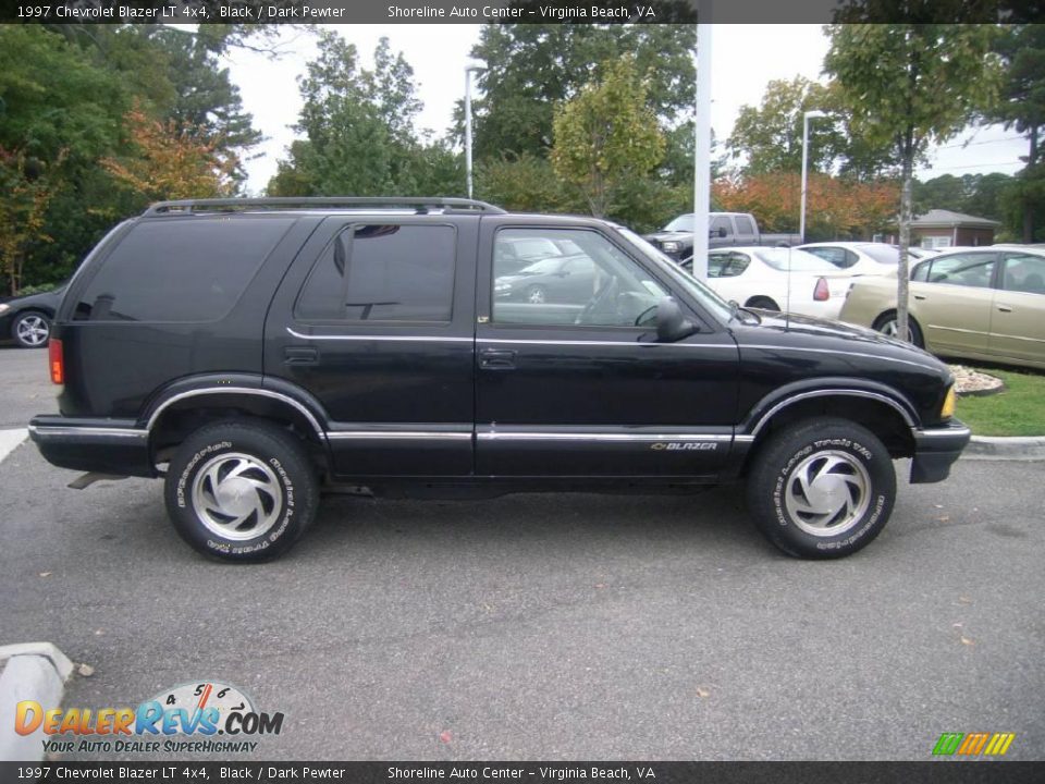 1997 Chevrolet Blazer LT 4x4 Black / Dark Pewter Photo #7