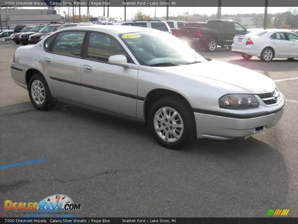 2000 Chevrolet Impala Galaxy Silver Metallic / Regal Blue Photo #6