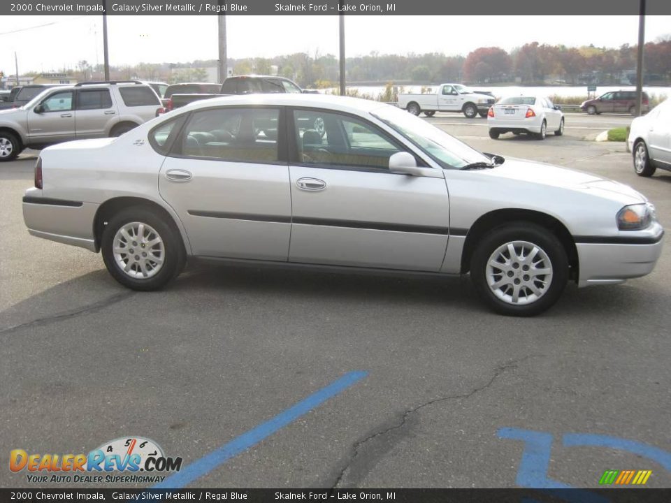 2000 Chevrolet Impala Galaxy Silver Metallic / Regal Blue Photo #7