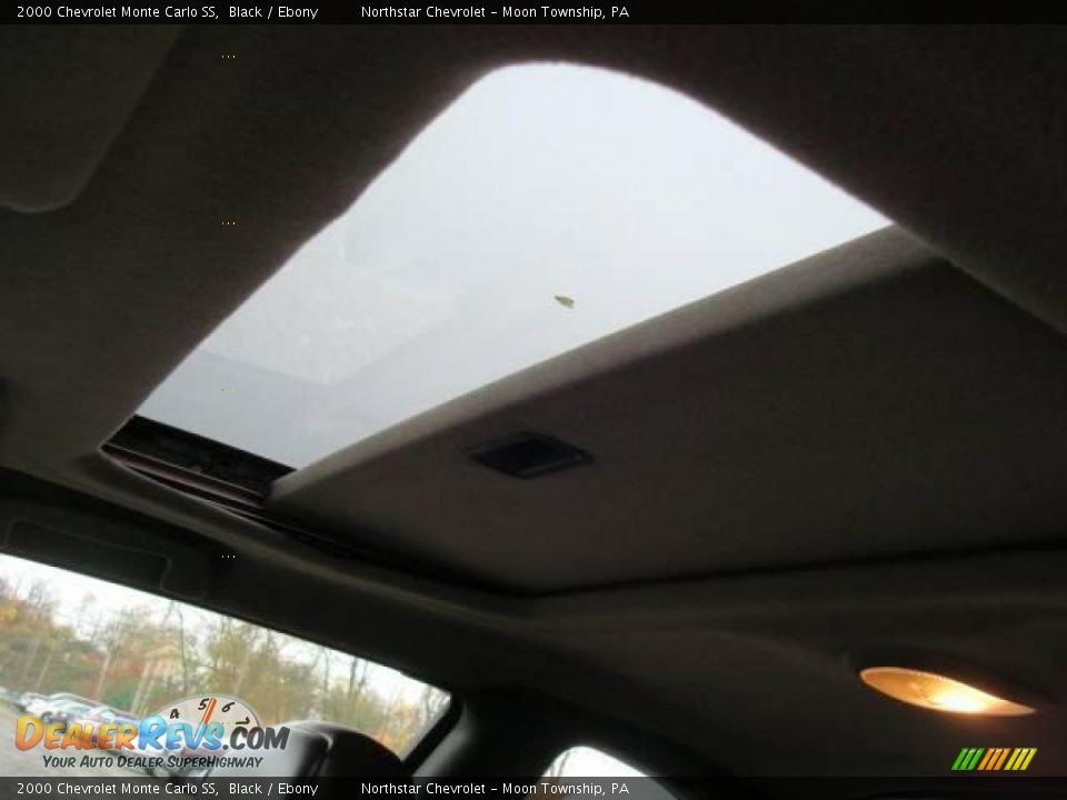 2000 Chevrolet Monte Carlo SS Black / Ebony Photo #12