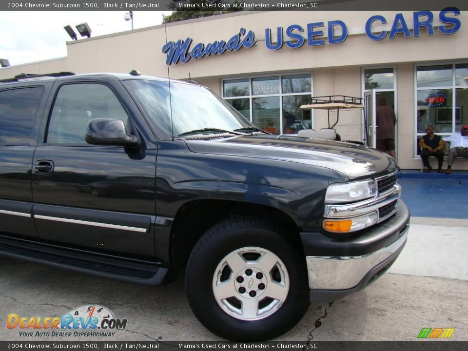 2004 Chevrolet Suburban 1500 Black / Tan/Neutral Photo #24