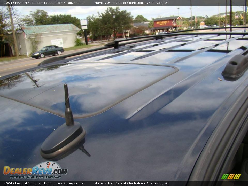 2004 Chevrolet Suburban 1500 Black / Tan/Neutral Photo #31