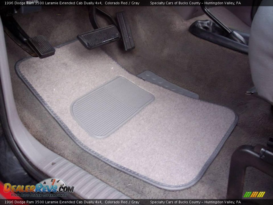 1996 Dodge Ram 3500 Laramie Extended Cab Dually 4x4 Colorado Red / Gray Photo #26