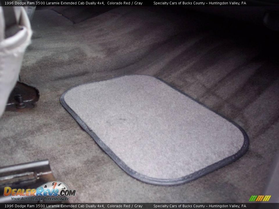 1996 Dodge Ram 3500 Laramie Extended Cab Dually 4x4 Colorado Red / Gray Photo #28