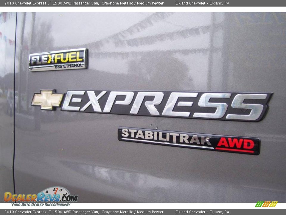 2010 Chevrolet Express LT 1500 AWD Passenger Van Graystone Metallic / Medium Pewter Photo #11