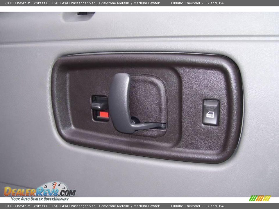 2010 Chevrolet Express LT 1500 AWD Passenger Van Graystone Metallic / Medium Pewter Photo #14
