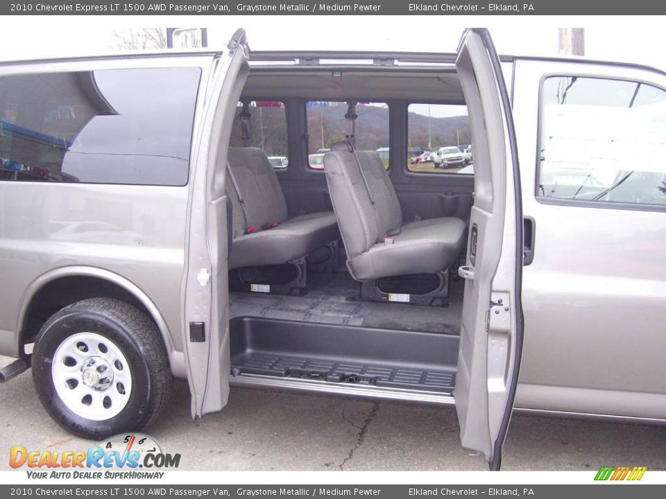2010 Chevrolet Express LT 1500 AWD Passenger Van Graystone Metallic / Medium Pewter Photo #15