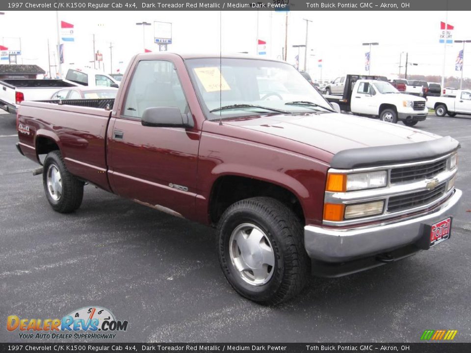 1997 Chevrolet C/K K1500 Regular Cab 4x4 Dark Toreador Red Metallic / Medium Dark Pewter Photo #1