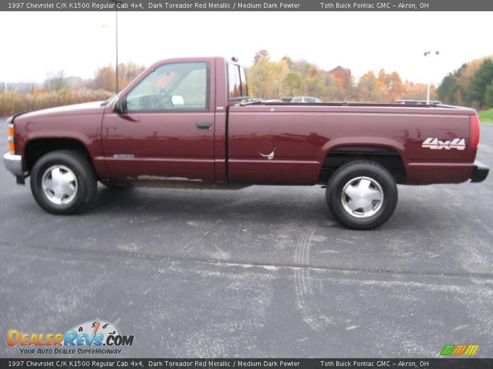 1997 Chevrolet C/K K1500 Regular Cab 4x4 Dark Toreador Red Metallic / Medium Dark Pewter Photo #5