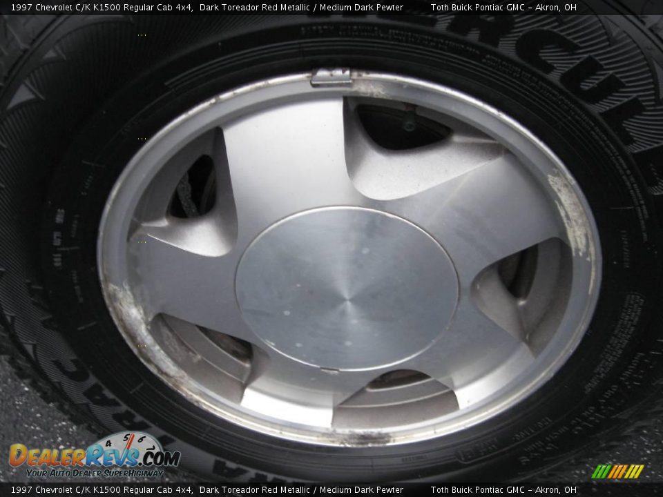 1997 Chevrolet C/K K1500 Regular Cab 4x4 Dark Toreador Red Metallic / Medium Dark Pewter Photo #9