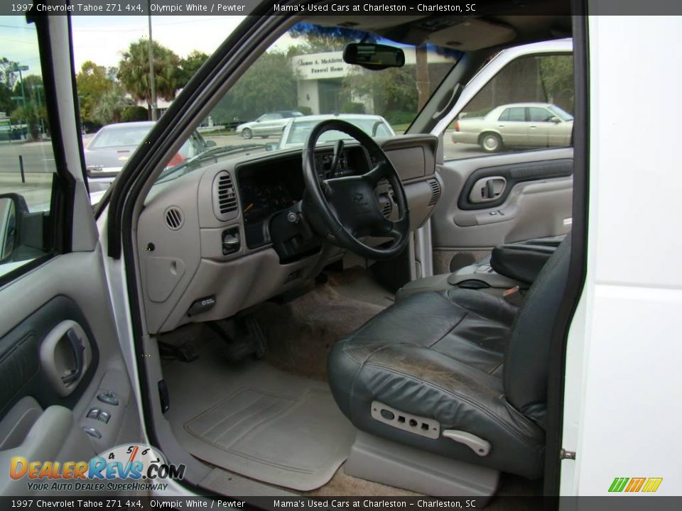1997 Chevrolet Tahoe Z71 4x4 Olympic White / Pewter Photo #10