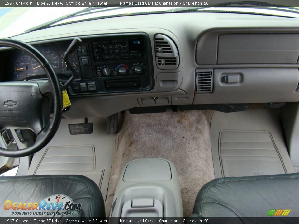 1997 Chevrolet Tahoe Z71 4x4 Olympic White / Pewter Photo #12