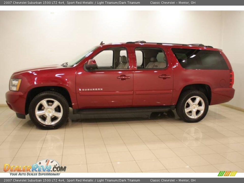 2007 Chevrolet Suburban 1500 LTZ 4x4 Sport Red Metallic / Light Titanium/Dark Titanium Photo #4