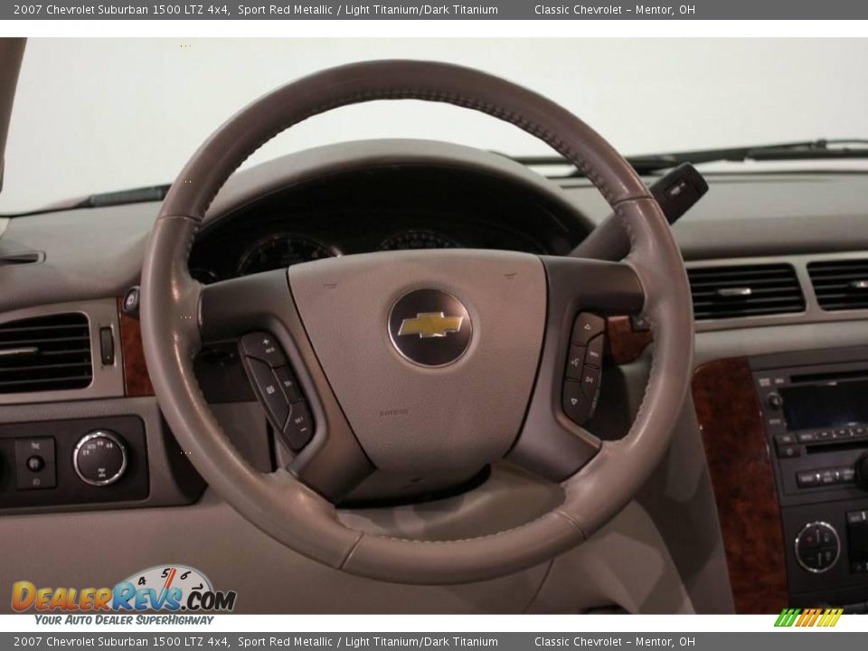 2007 Chevrolet Suburban 1500 LTZ 4x4 Sport Red Metallic / Light Titanium/Dark Titanium Photo #9