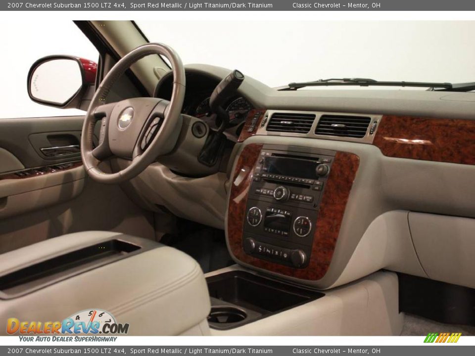 2007 Chevrolet Suburban 1500 LTZ 4x4 Sport Red Metallic / Light Titanium/Dark Titanium Photo #15