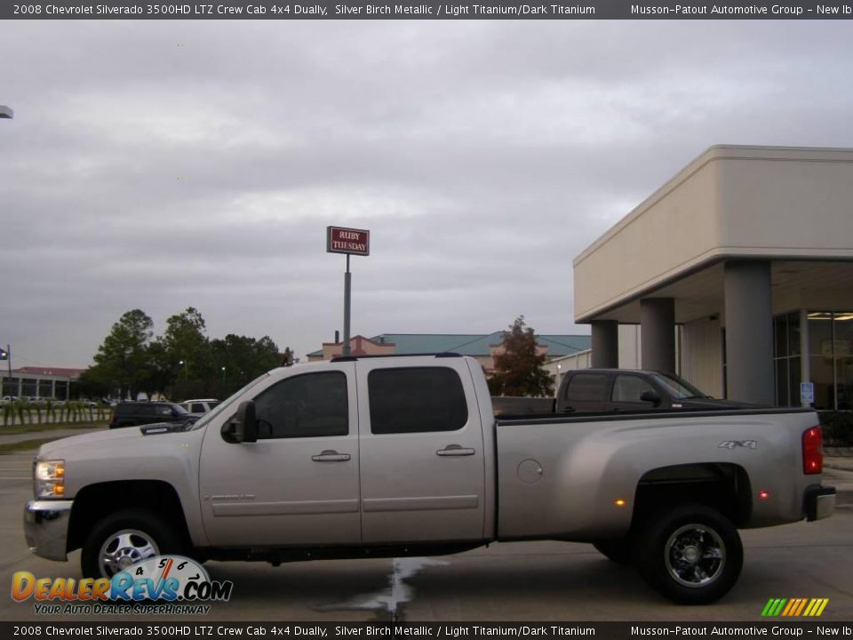 2008 Chevrolet Silverado 3500HD LTZ Crew Cab 4x4 Dually Silver Birch Metallic / Light Titanium/Dark Titanium Photo #2