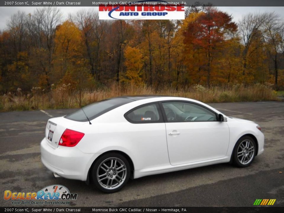 2007 Scion tC Super White / Dark Charcoal Photo #2