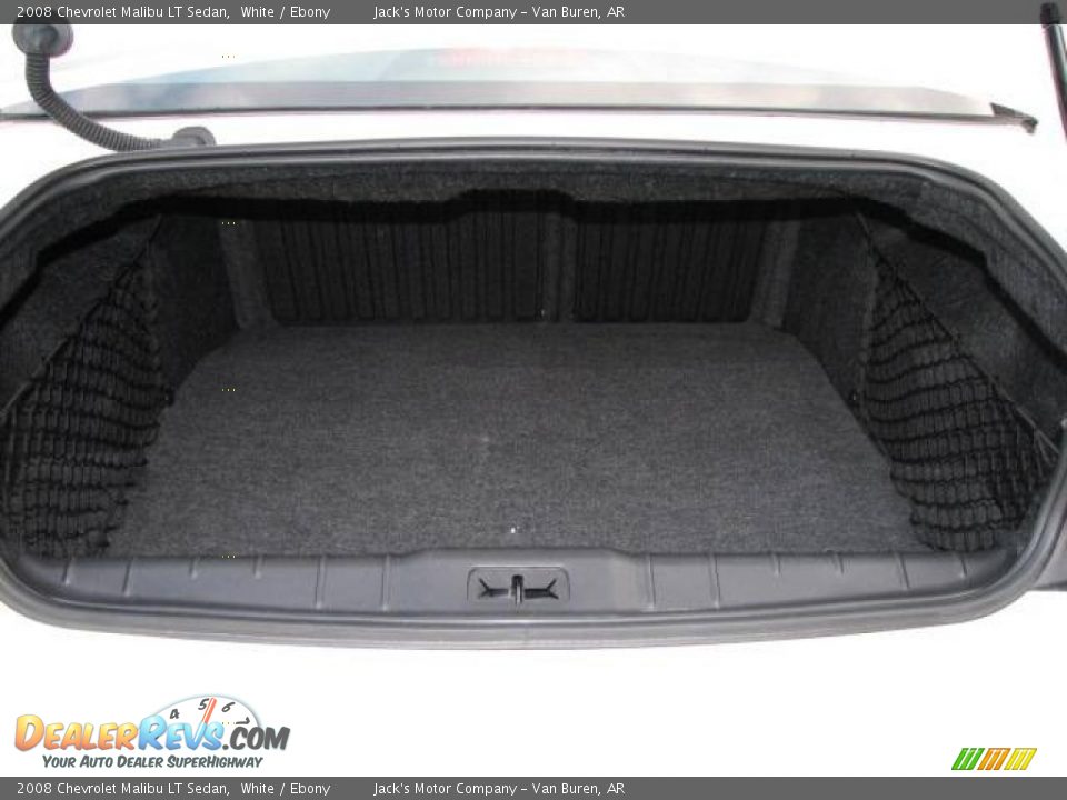 2008 Chevrolet Malibu LT Sedan White / Ebony Photo #8