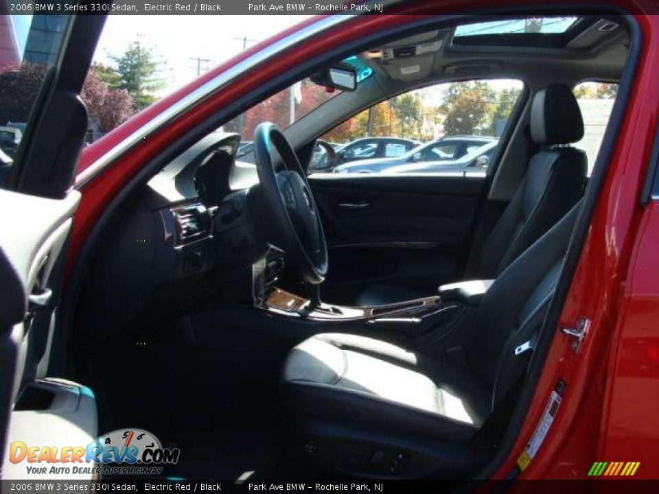 2006 BMW 3 Series 330i Sedan Electric Red / Black Photo #10