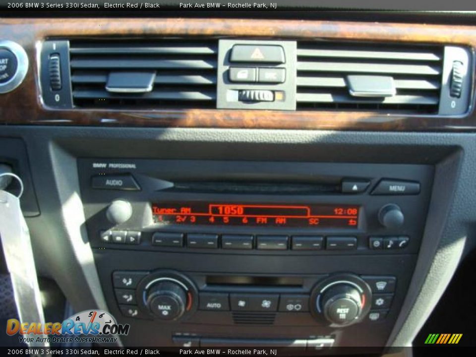 2006 BMW 3 Series 330i Sedan Electric Red / Black Photo #15