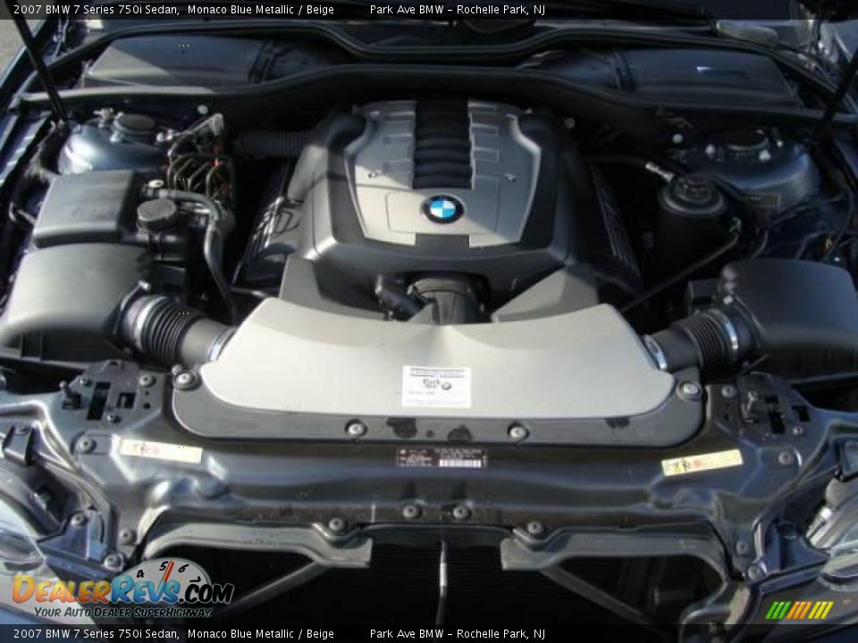 2007 BMW 7 Series 750i Sedan Monaco Blue Metallic / Beige Photo #25
