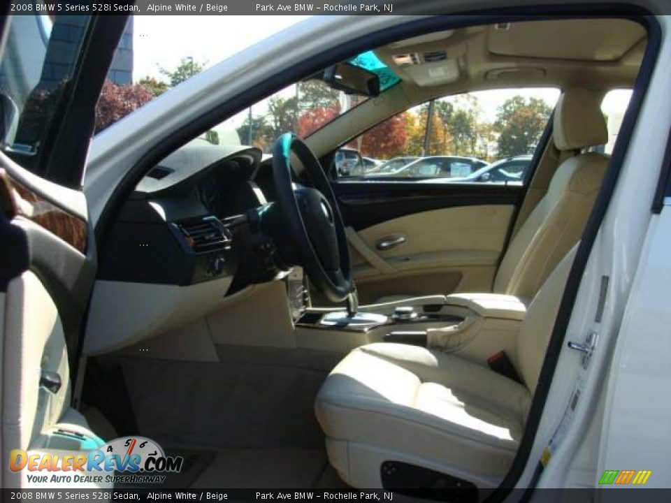 2008 BMW 5 Series 528i Sedan Alpine White / Beige Photo #10