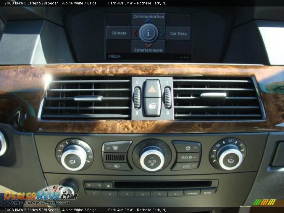 2008 BMW 5 Series 528i Sedan Alpine White / Beige Photo #15
