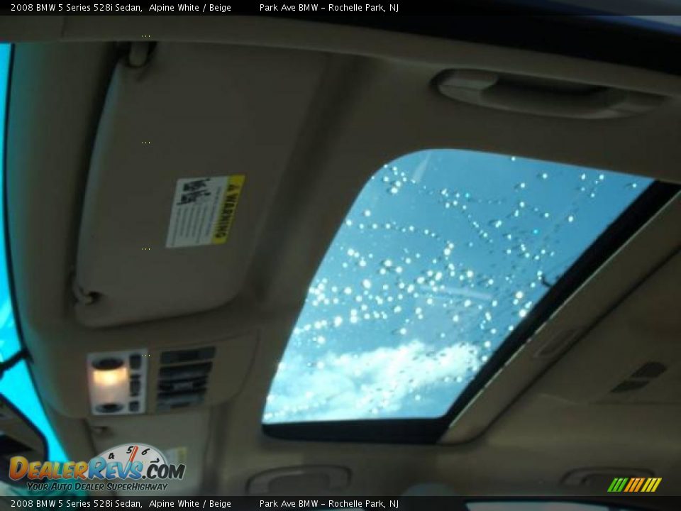 2008 BMW 5 Series 528i Sedan Alpine White / Beige Photo #17